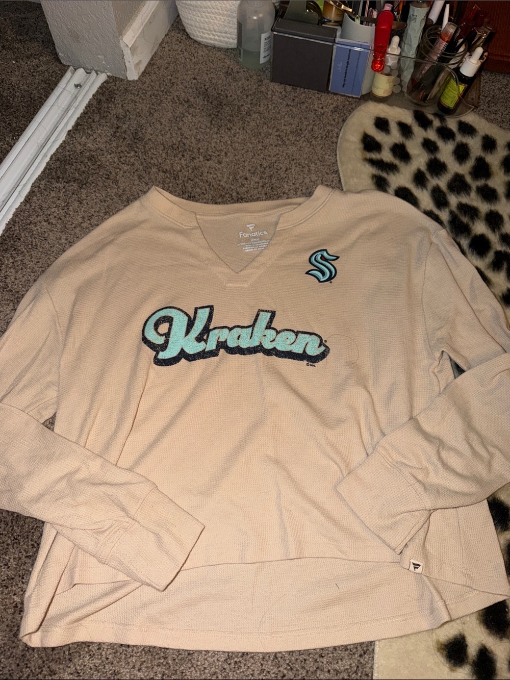 NHL FANATICS KRAKEN  Cream Waffle Knit Seattle Kraken Pullover with Teal Script